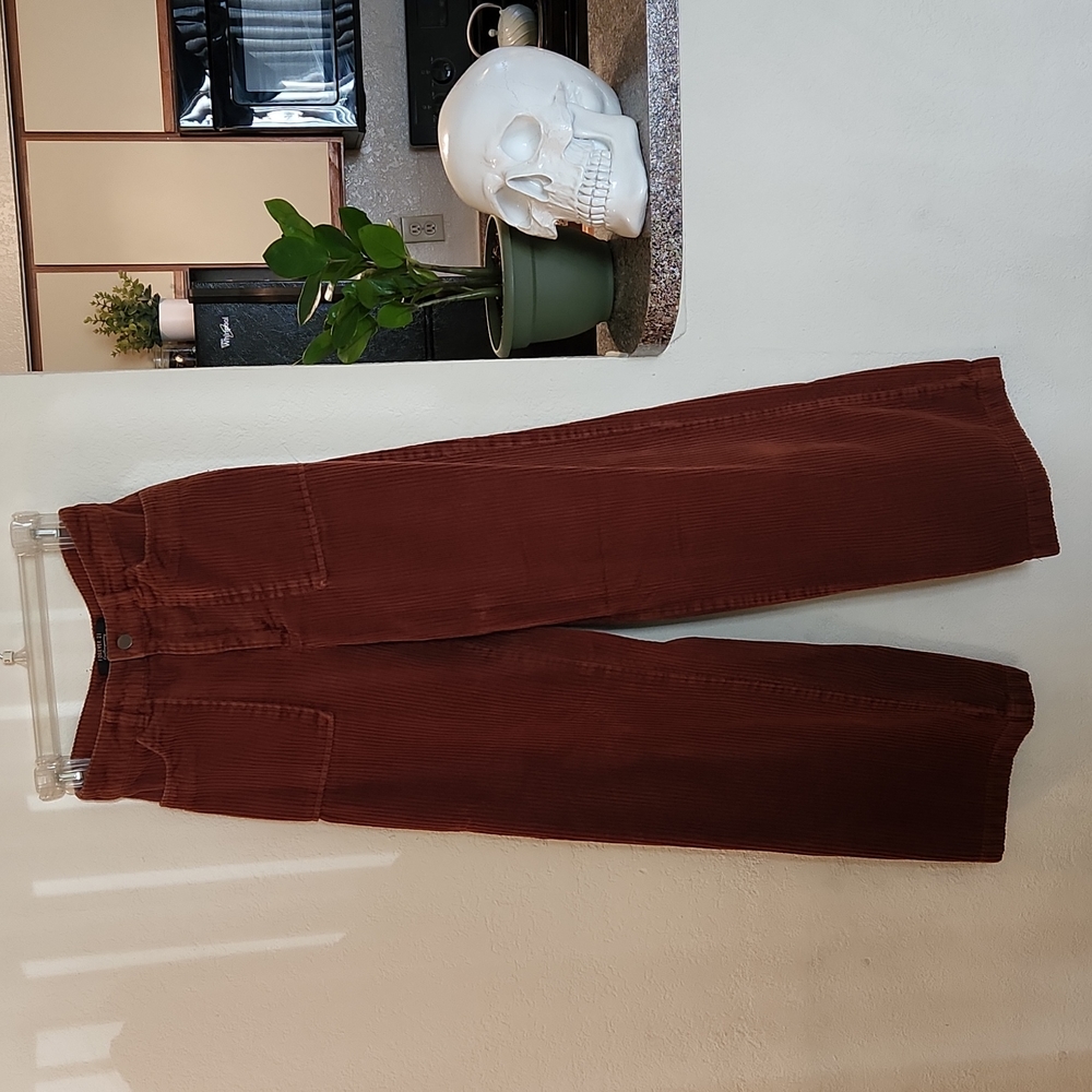 Cordoury pants.